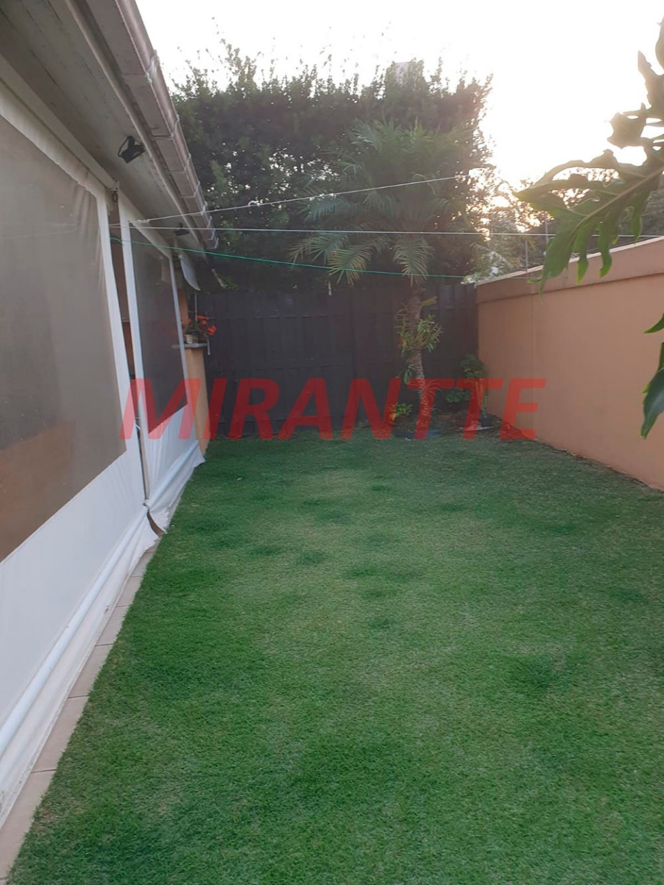 Cond. fechado de 237m² com 3 quartos em Jardim Leonor Mendes De Barros