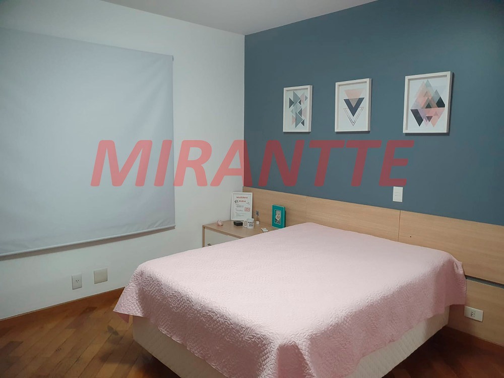 Cond. fechado de 237m² com 3 quartos em Jardim Leonor Mendes De Barros