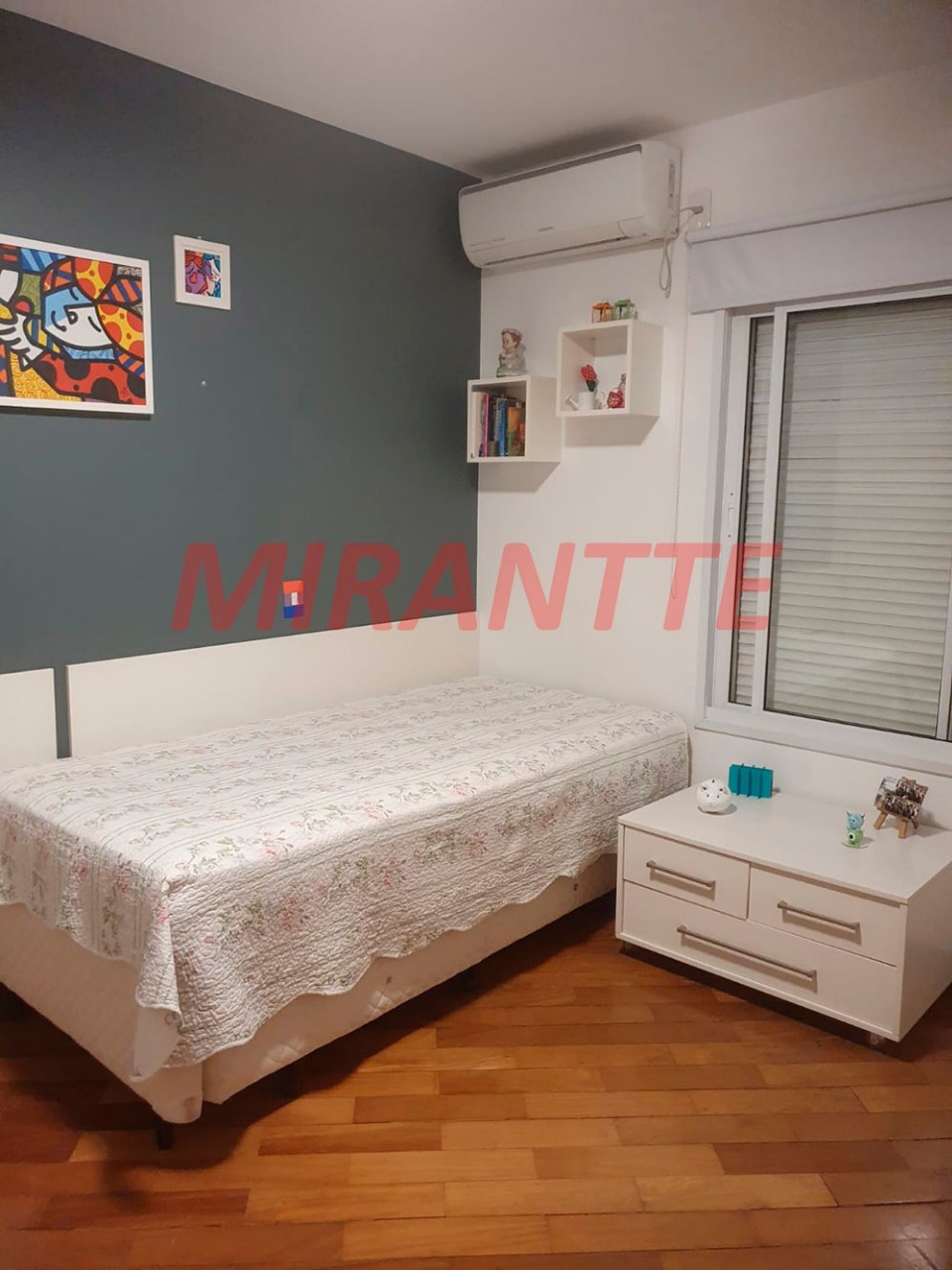 Cond. fechado de 237m² com 3 quartos em Jardim Leonor Mendes De Barros