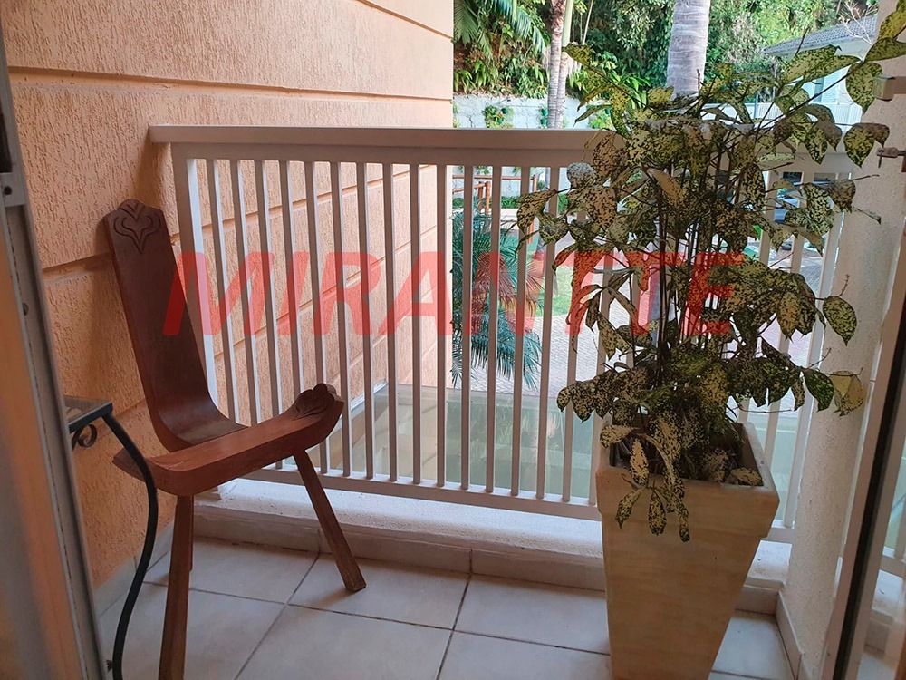 Cond. fechado de 237m² com 3 quartos em Jardim Leonor Mendes De Barros