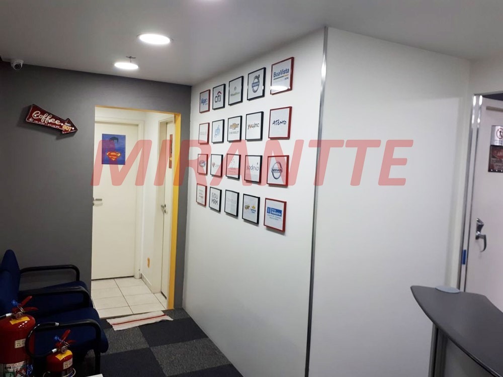 Comercial de 77m² em Santana
