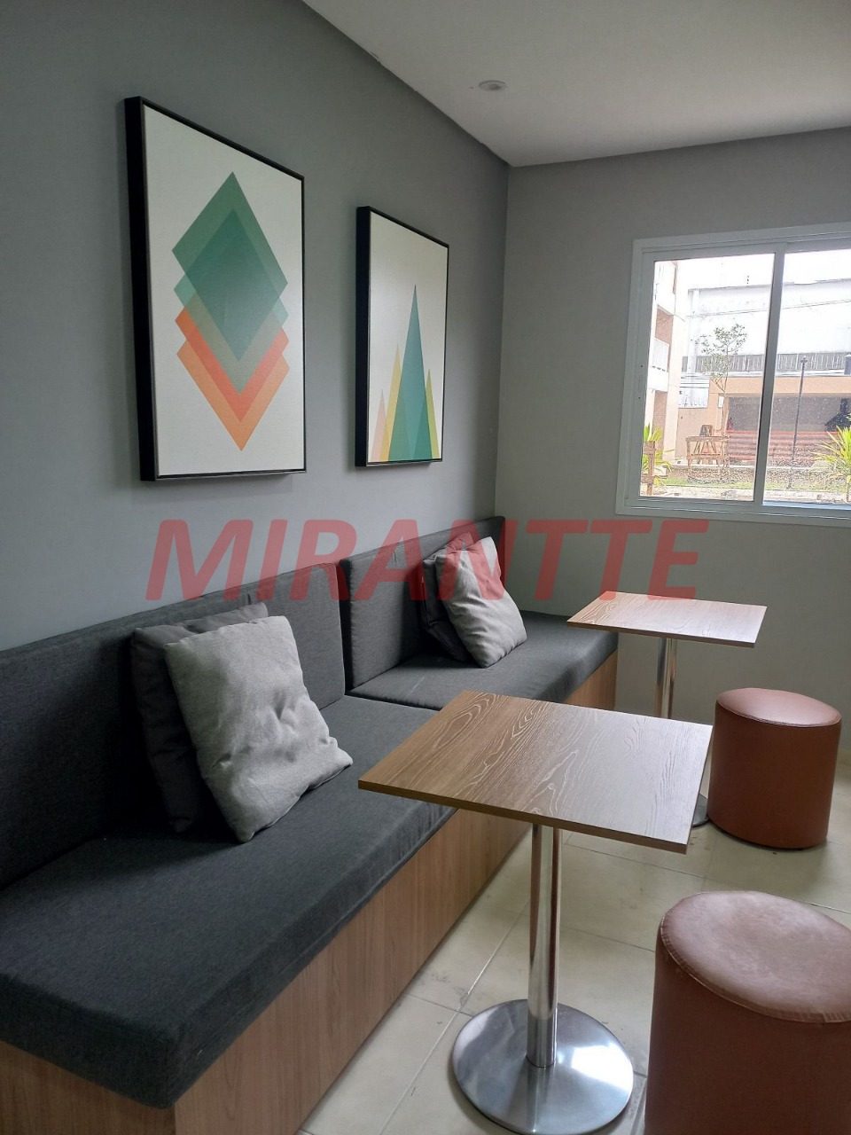 Apartamento de 47m² com 2 quartos em Vila São João
