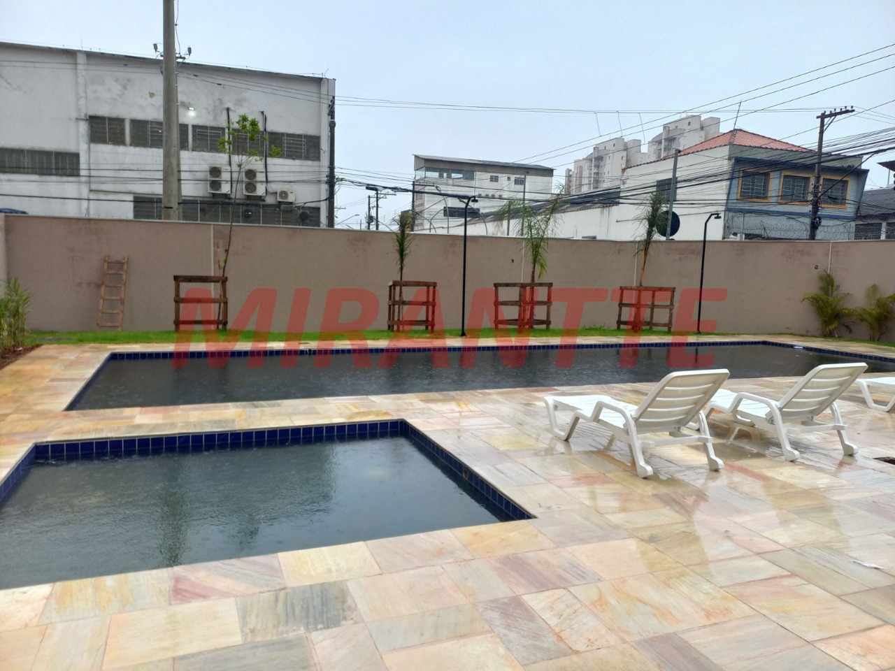 Apartamento de 47m² com 2 quartos em Vila São João