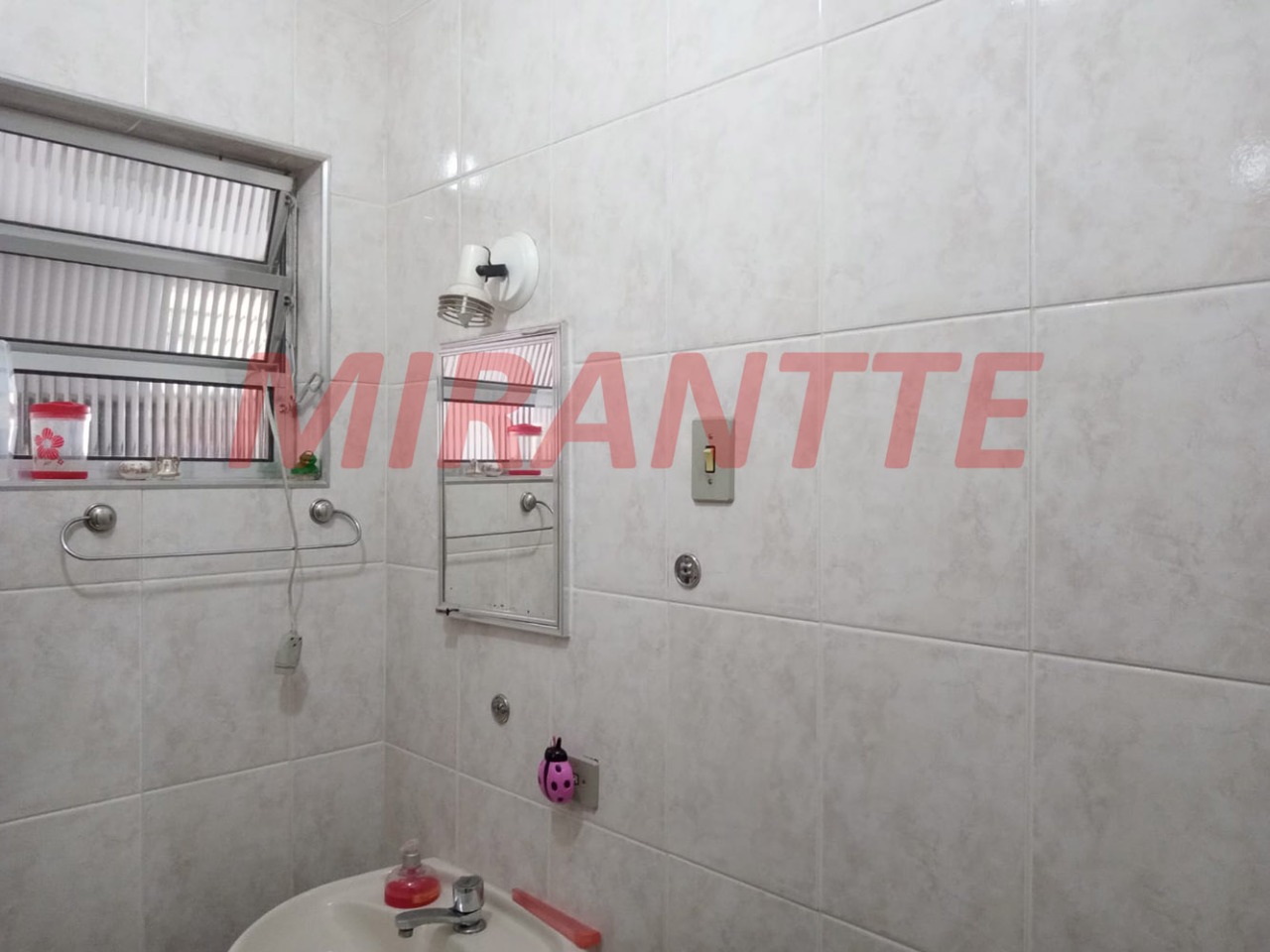 Casa terrea de 267m² com 3 quartos em Água Fria