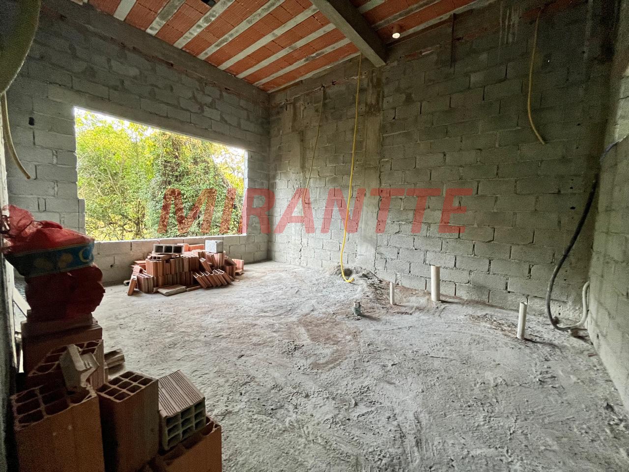 Casa terrea de 126.93m² com 2 quartos em Samambaia