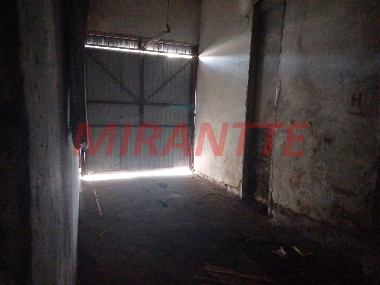 Casa terrea de 210m² com 2 quartos em Água Fria