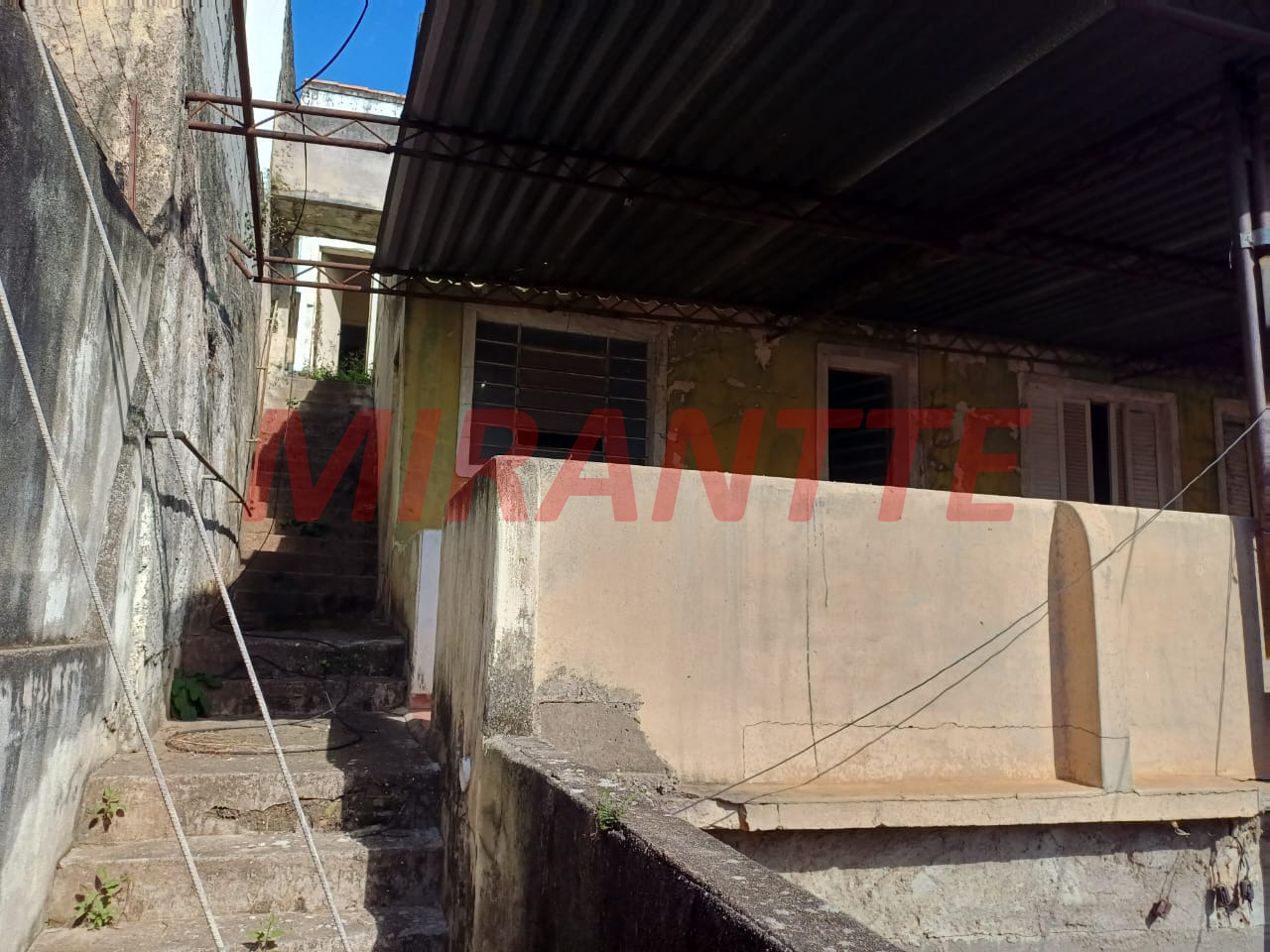 Casa terrea de 210m² com 2 quartos em Água Fria