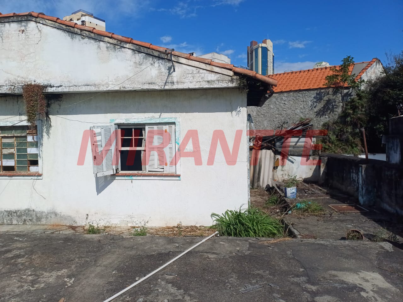 Casa terrea de 210m² com 2 quartos em Água Fria