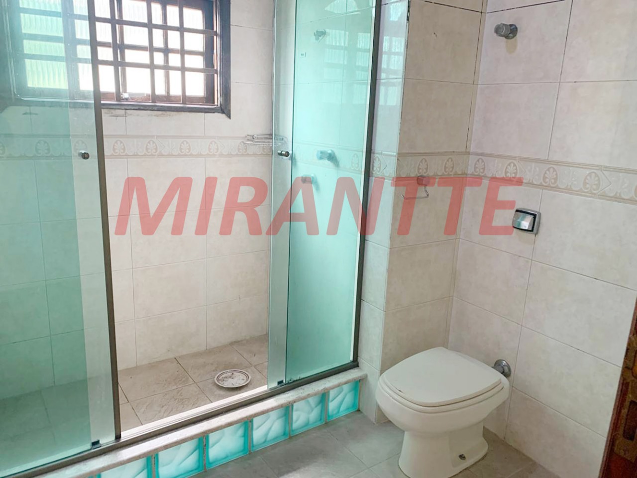 Sobrado de 185m² com 5 quartos em Parada Inglesa