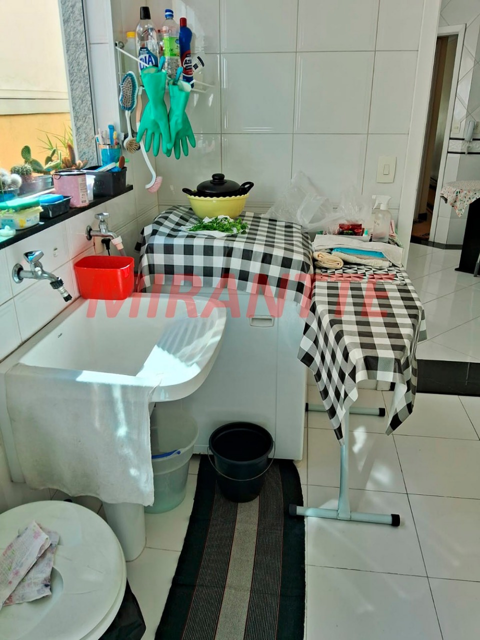 Sobrado de 173m² com 3 quartos em Vila Nova Mazzei