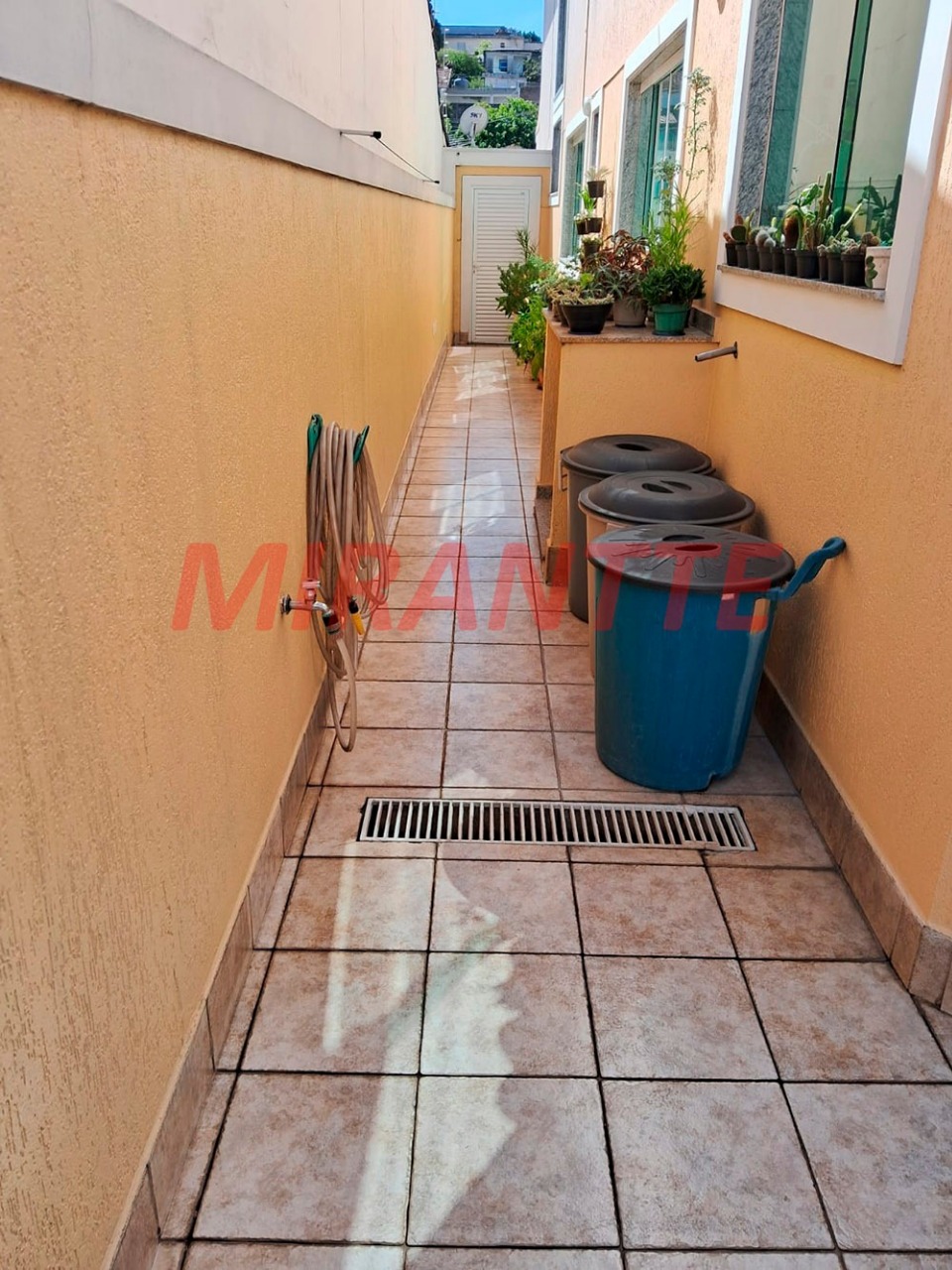Sobrado de 173m² com 3 quartos em Vila Nova Mazzei