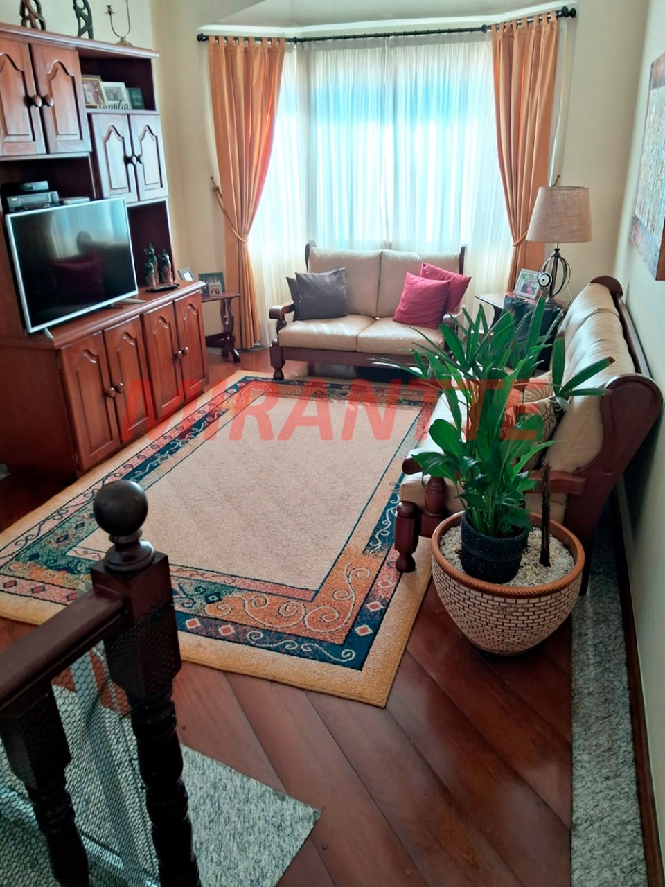 Sobrado de 173m² com 3 quartos em Vila Nova Mazzei