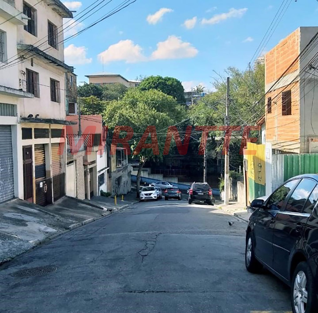 Casa terrea de 238m² com 3 quartos em Lauzane Paulista