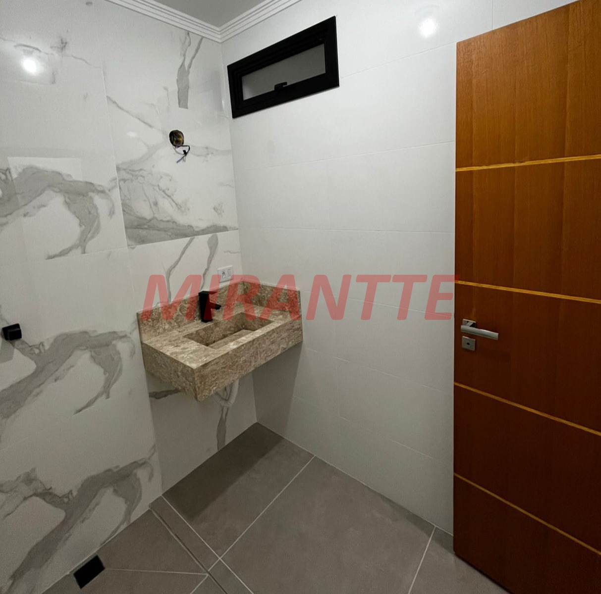 Sobrado de 140m² com 3 quartos em Imirim