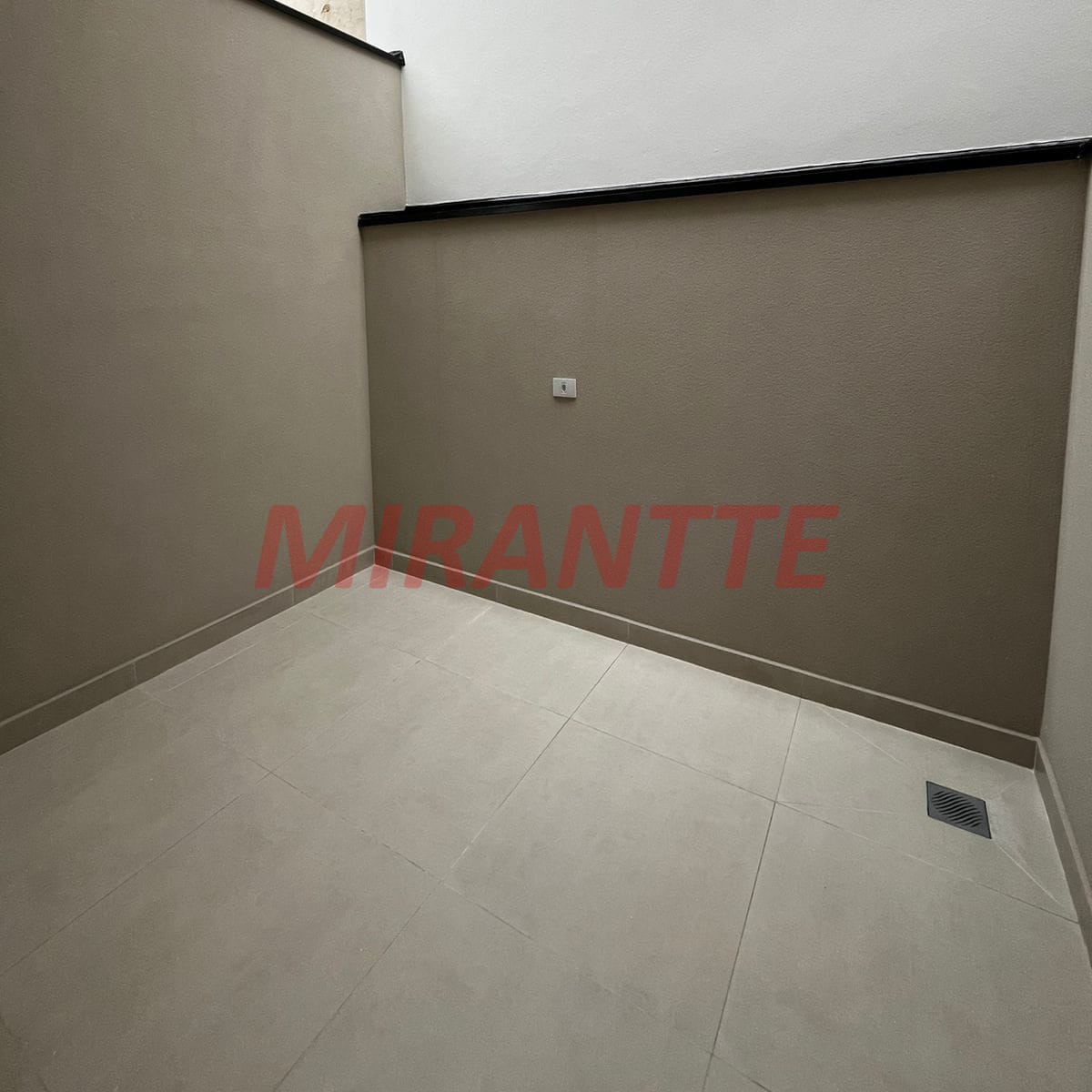 Sobrado de 140m² com 3 quartos em Imirim