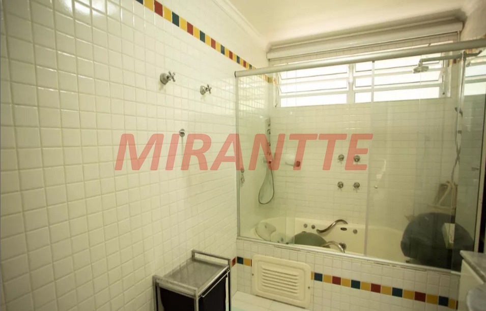 Sobrado de 360m² com 4 quartos em Jardim São Bento