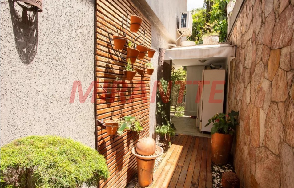 Sobrado de 360m² com 4 quartos em Jardim São Bento