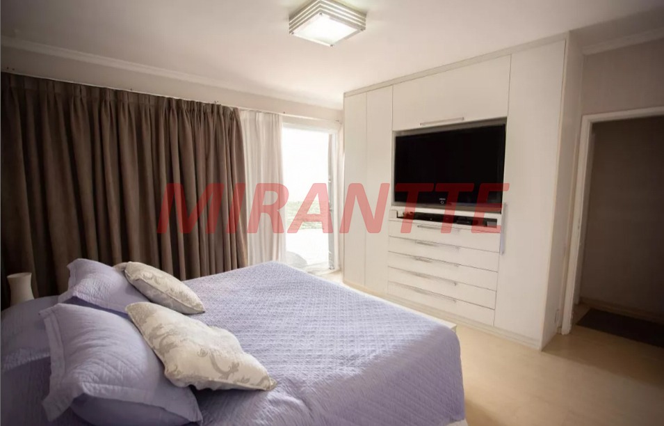 Sobrado de 360m² com 4 quartos em Jardim São Bento