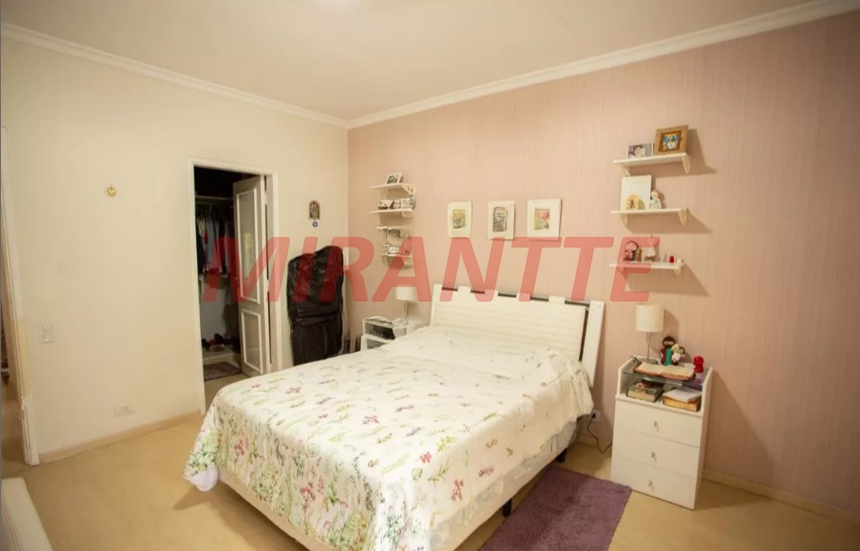 Sobrado de 360m² com 4 quartos em Jardim São Bento