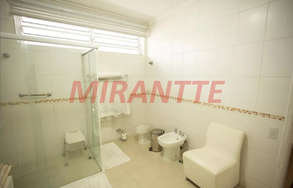 Sobrado de 360m² com 4 quartos em Jardim São Bento