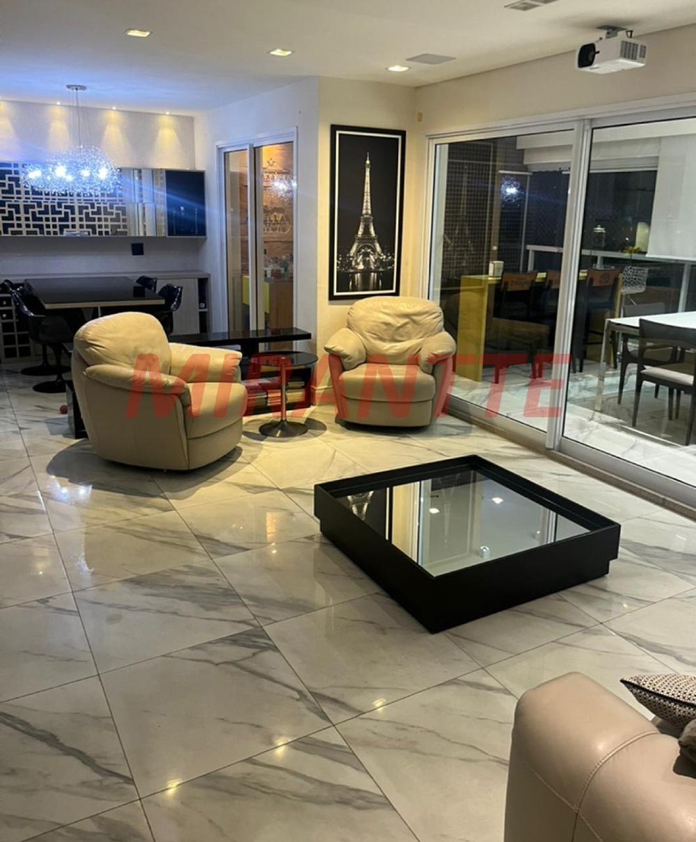 Apartamento de 182m² com 3 quartos em Santa Teresinha