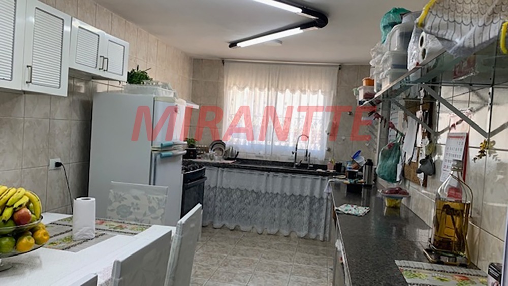 Sobrado de 161m² com 3 quartos em Parque Peruche