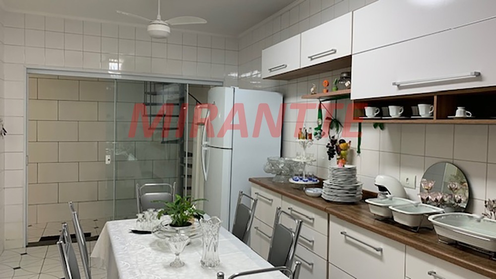 Sobrado de 161m² com 3 quartos em Parque Peruche