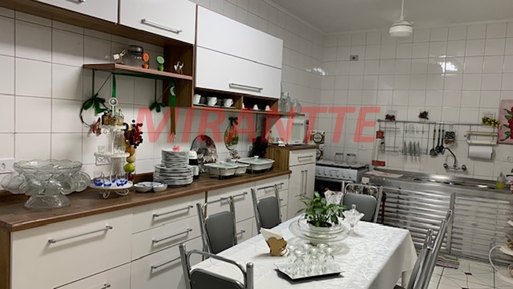 Sobrado de 161m² com 3 quartos em Parque Peruche