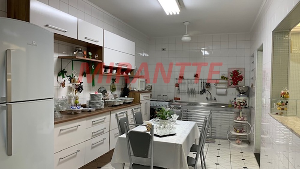 Sobrado de 161m² com 3 quartos em Parque Peruche