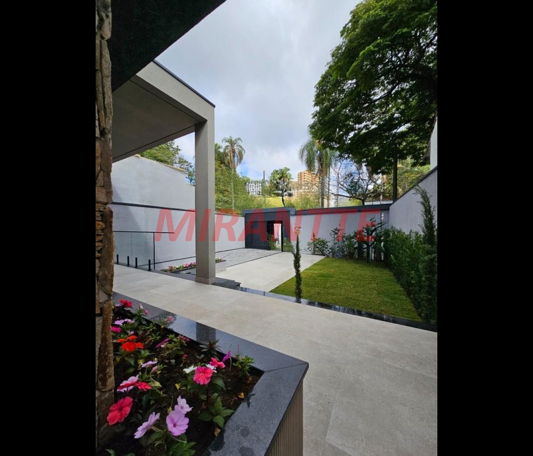 Casa terrea de 450m² com 4 quartos em Jardim Floresta