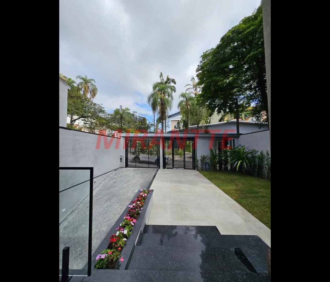 Casa terrea de 450m² com 4 quartos em Jardim Floresta