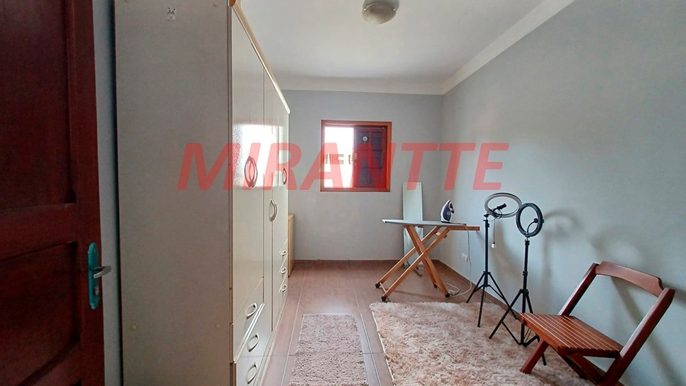 Casa terrea de 308m² com 7 quartos em Tremembe
