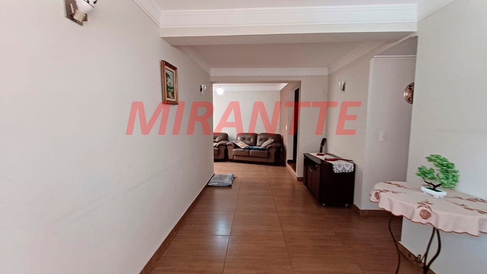 Casa terrea de 308m² com 7 quartos em Tremembe