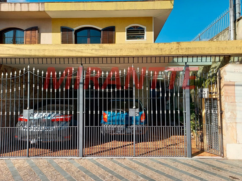 Sobrado de 158m² com 3 quartos em Parque Novo Mundo