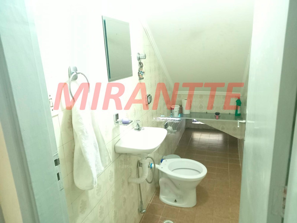 Sobrado de 158m² com 3 quartos em Parque Novo Mundo