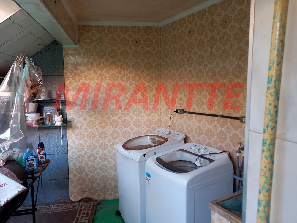 Sobrado de 158m² com 3 quartos em Parque Novo Mundo