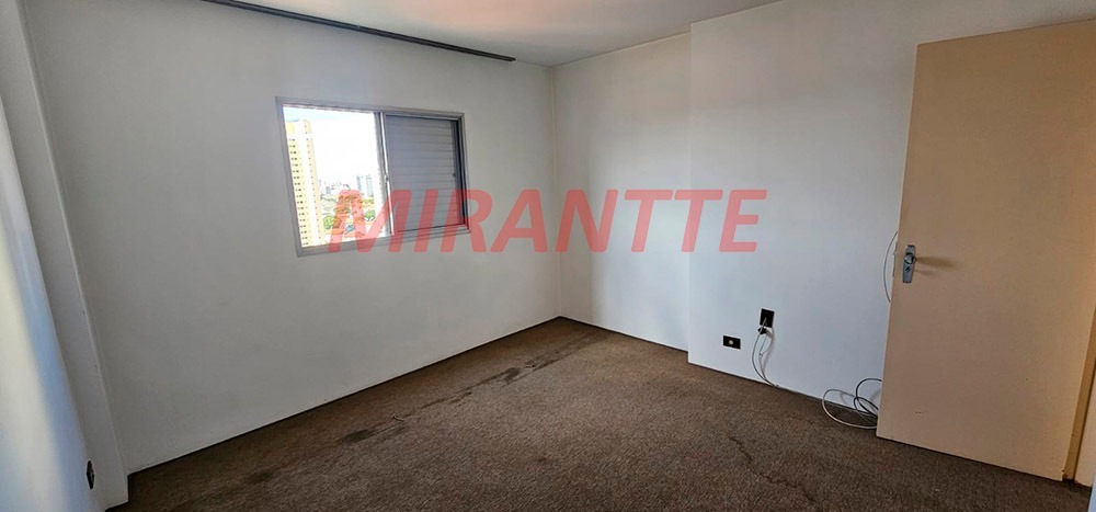 Apartamento de 82m² com 3 quartos em Água Fria