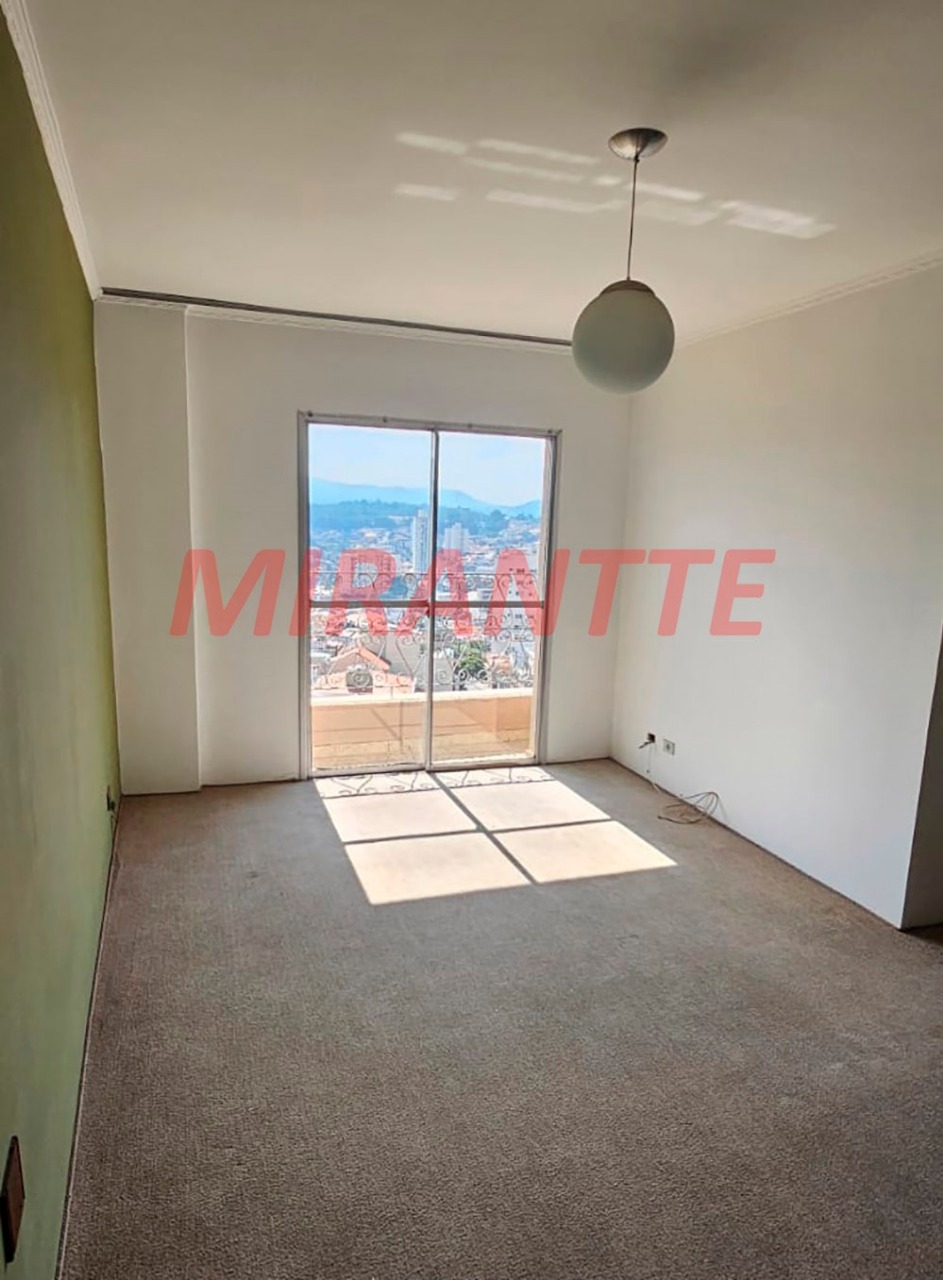 Apartamento de 82m² com 3 quartos em Água Fria