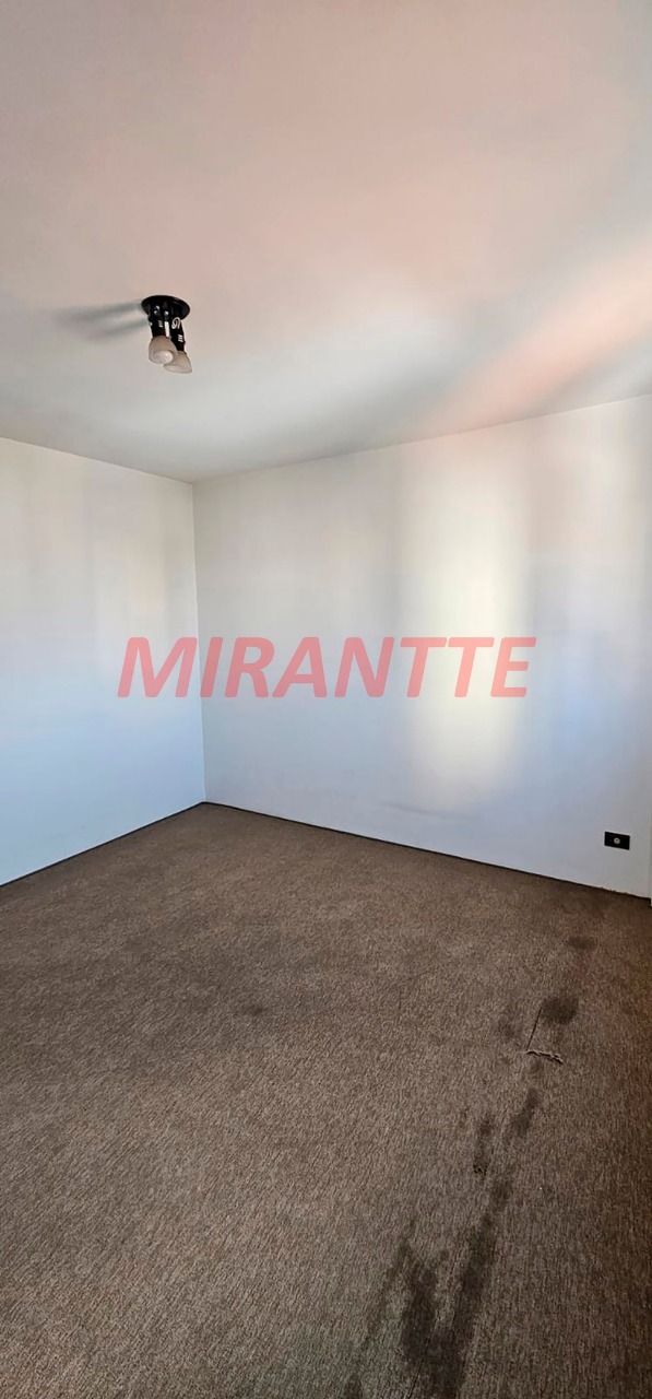 Apartamento de 82m² com 3 quartos em Água Fria