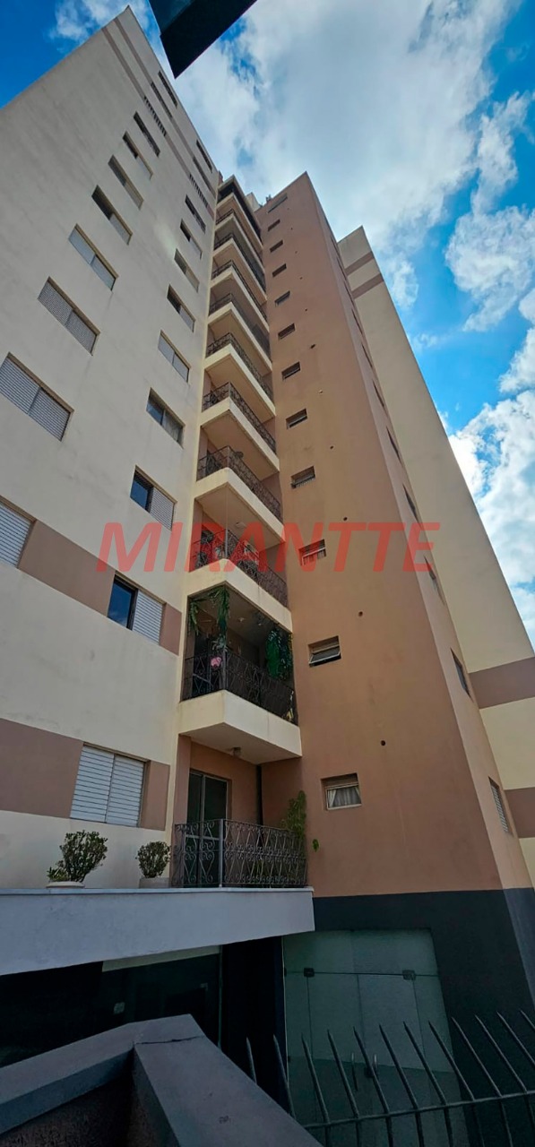 Apartamento de 82m² com 3 quartos em Água Fria