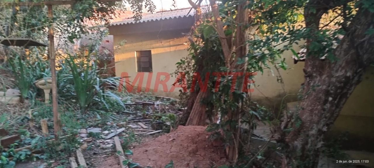 Terreno de 327m² em Vila Santa Maria