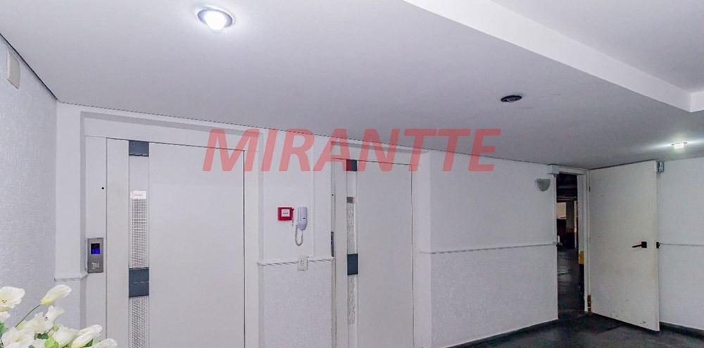 Apartamento de 74m² com 3 quartos em Santana