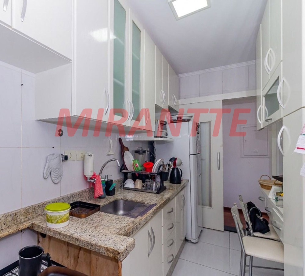 Apartamento de 74m² com 3 quartos em Santana