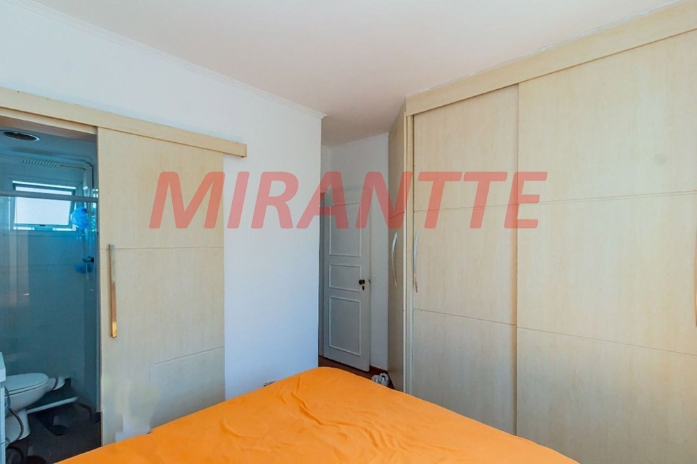 Apartamento de 74m² com 3 quartos em Santana