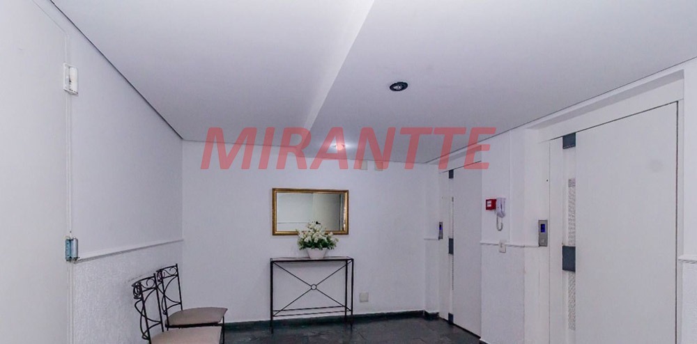 Apartamento de 74m² com 3 quartos em Santana