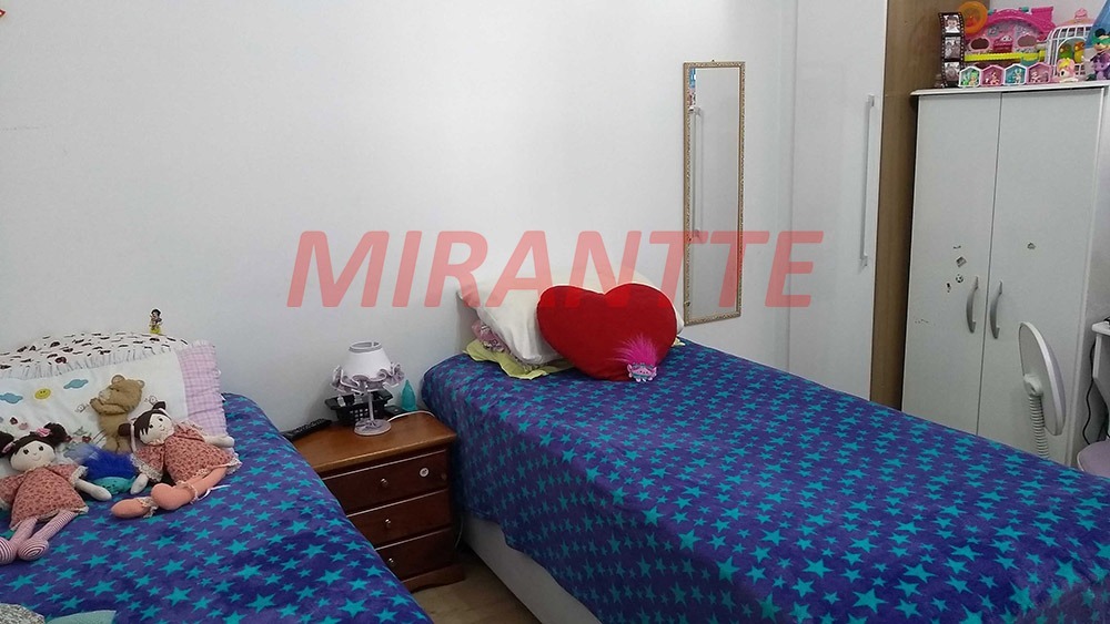 Apartamento de 86m² com 3 quartos em Água Fria