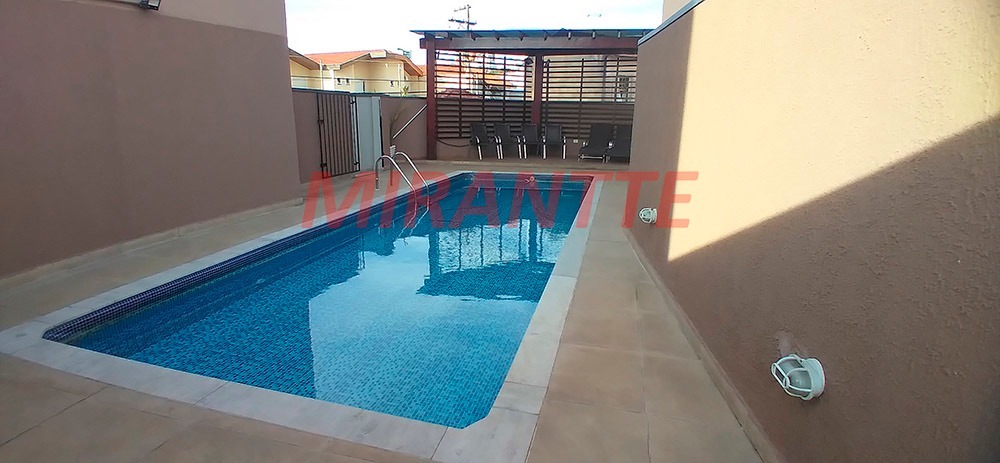 Apartamento de 86m² com 3 quartos em Água Fria