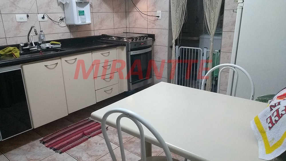 Apartamento de 86m² com 3 quartos em Água Fria
