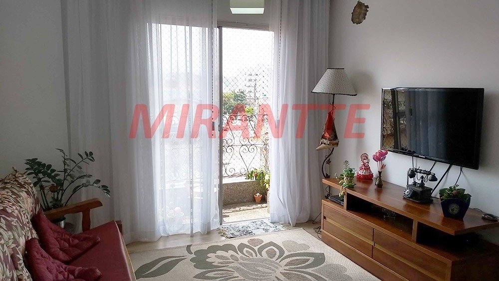 Apartamento de 86m² com 3 quartos em Água Fria