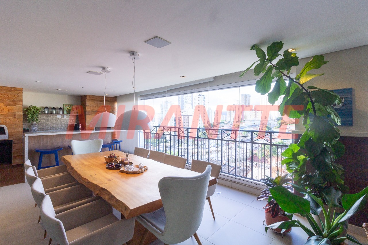 Apartamento de 215m² com 3 quartos em Santa Terezinha